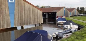 blokken Uw eigen boot mee naar de camping image